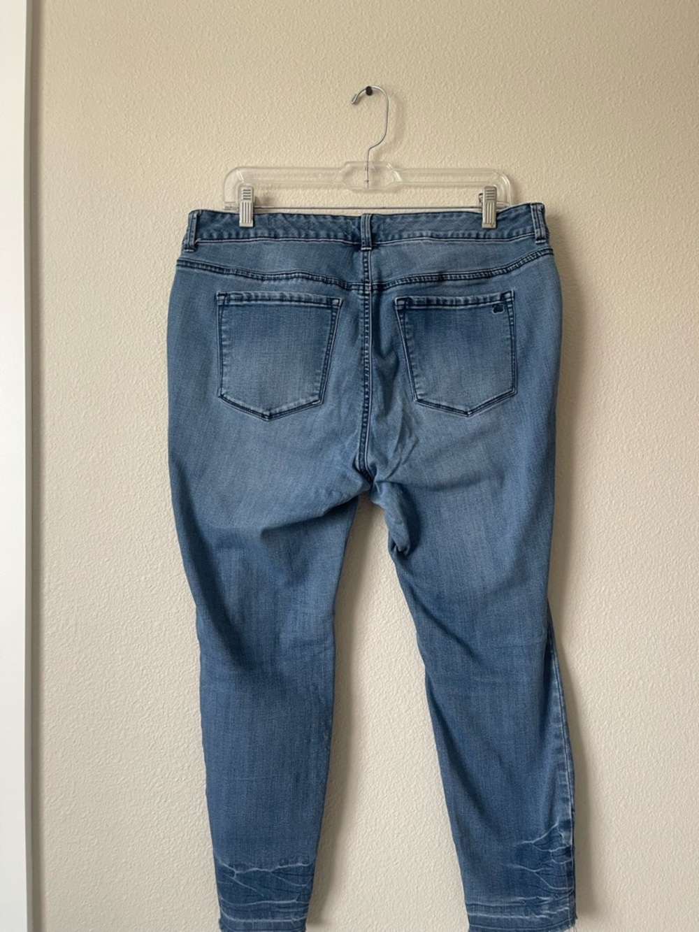 Jessica Simpson kiss me vintage skinny jeans size 14 W